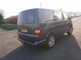 disassembly commercial vehicles Volkswagen Transporter 2.5 TDi 2004/1