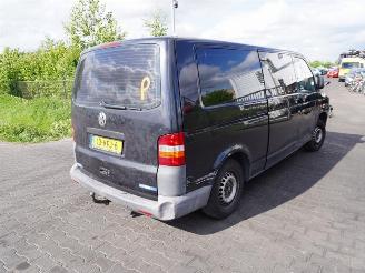 disassembly commercial vehicles Volkswagen Transporter 1.9 TDI 75 KW 2007/3