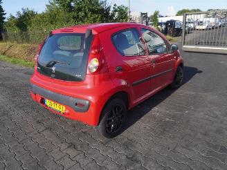 Salvage car Peugeot 107 1.0 12v 2007/1