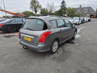 damaged passenger cars Peugeot 308 1.6 VTI 16V (EP6(5FW)) 2009/2