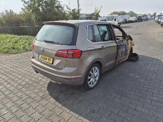 Uttjänta bilar auto Volkswagen Golf  2014/11