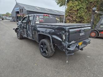 GMC Sierra 5.3 picture 2