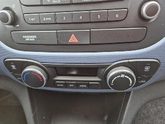 Hyundai I-10 1.0 12V picture 6