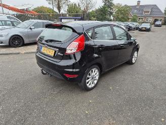 krockskadad bil auto Ford Fiesta 1.0 12V 2016/3