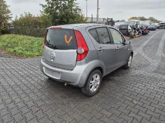 Salvage car Opel Agila 1.0 12V 2011/10