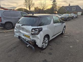 skadebil auto Citroën DS3 1.2 12v 2018/3