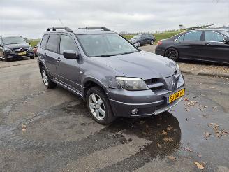 Mitsubishi Outlander 2.4 16v 4x4 picture 4