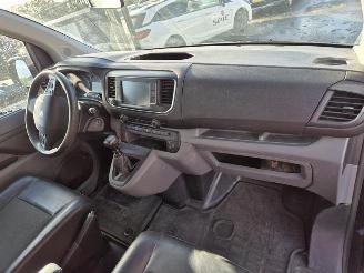 Peugeot Expert 2.0 Blue HDi picture 11