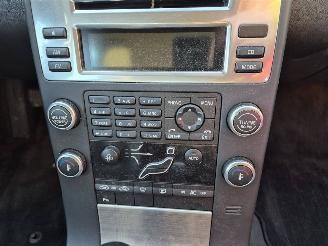 Volvo V-70 2.0T 16v picture 13