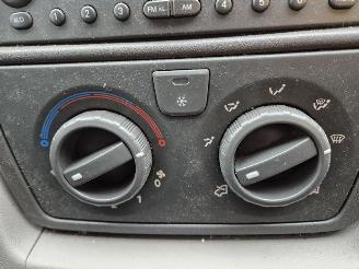 Peugeot Boxer 2.2 HDi picture 10