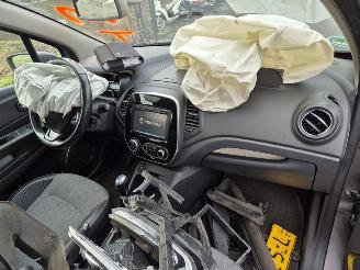 Renault Captur 0.9 TCe picture 5
