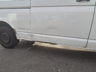 Volkswagen Transporter 2.0 TDi picture 5