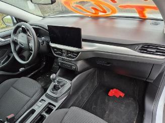 Ford Focus 1.0 hybrid picture 5