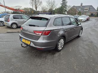 uszkodzony samochody osobowe Seat Leon ST 1.6 TDi 2014/6