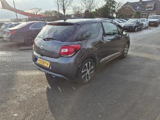 skadebil auto Citroën DS3 1.2 12v 2012/12