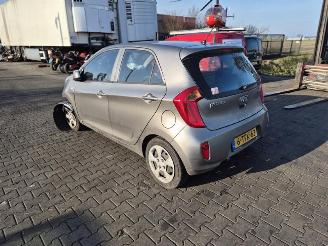 Kia Picanto 1.0 12V picture 2