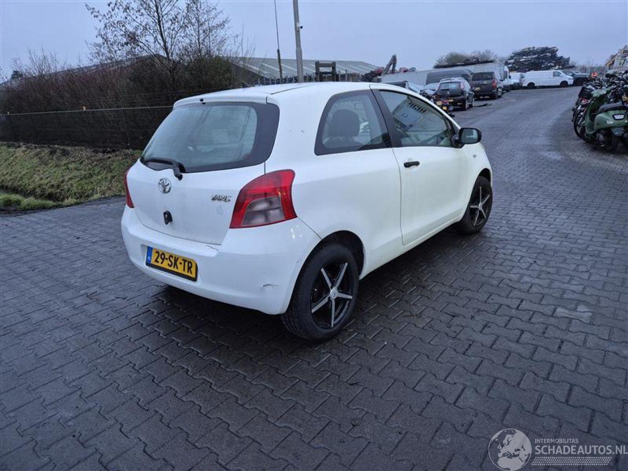 Toyota Yaris 1.0 12v