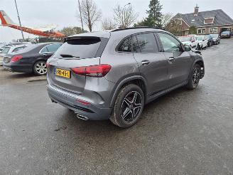 Damaged car Mercedes GLA 180 turbo 2021/7