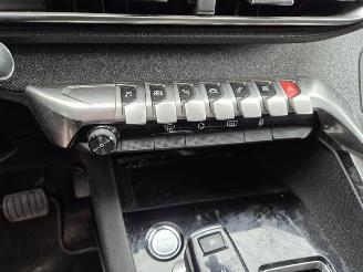 Peugeot 3008 1.6 e THP picture 13