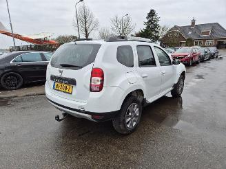 Schadeauto Dacia Duster 1.2 TCe 2015/11
