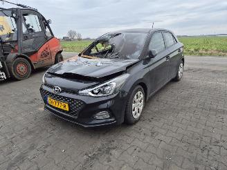 Hyundai I-20 1.0 T picture 3