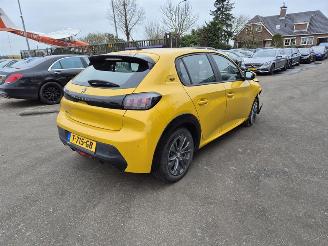 krockskadad bil auto Peugeot 208 e 2021/9