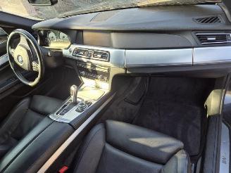 BMW 7-serie 750i picture 7