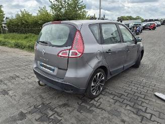  Renault Scenic 1.5 DCi 2012/1