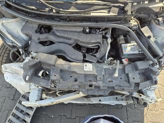 Peugeot 108 1.0 picture 9