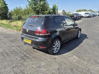 Salvage car Volkswagen Golf 1.4 tsI 2009/3