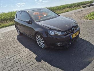 Volkswagen Golf 1.4 tsI picture 4