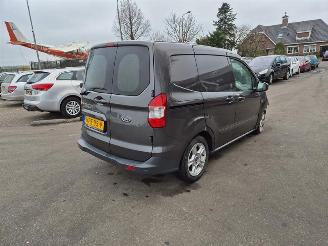 skadebil bedrijf Ford Transit Courier Van 1.5 EcoBlue 2022/5