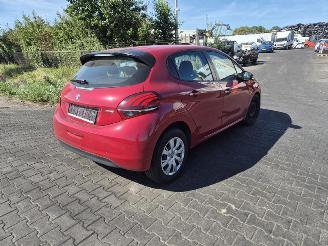 Purkuautot passenger cars Peugeot 208 1.2 Vti 2017/7