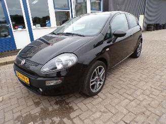 krockskadad bil auto Fiat Punto Evo 1.4 Business 2010/1
