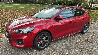 uszkodzony samochody osobowe Ford Focus  2021/1