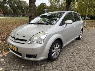 skadebil auto Toyota Corolla-verso  2006/1