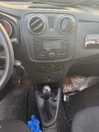 Dacia Logan  picture 18