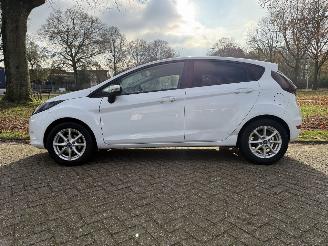 Ford Fiesta  picture 2