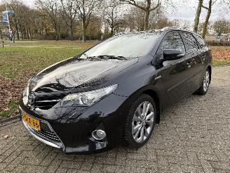 Damaged car Toyota Auris Touring Sports  2013/1