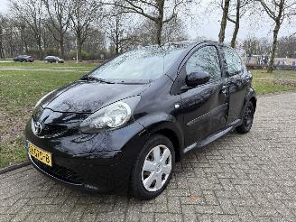 skadebil auto Toyota Aygo 2008/1