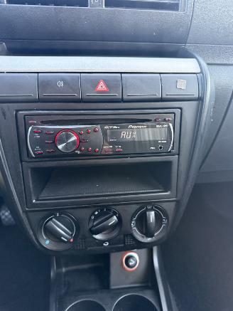 Volkswagen Fox  picture 14