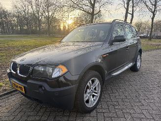 uszkodzony samochody osobowe BMW X3  2005/1