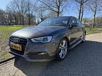Unfallwagen Audi A3 LIMOUSINE 2015/1