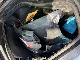 Volkswagen Golf  picture 13