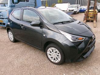 Toyota Aygo 1.0 X- 5 Drs picture 3