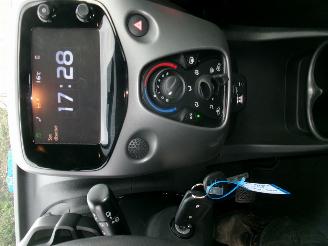 Toyota Aygo 1.0 X- 5 Drs picture 34