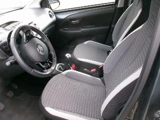Toyota Aygo 1.0 X- 5 Drs picture 21