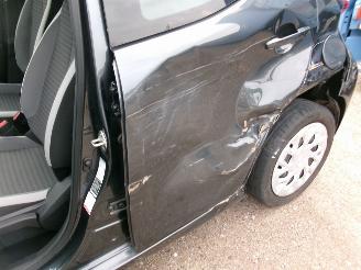 Toyota Aygo 1.0 X- 5 Drs picture 15