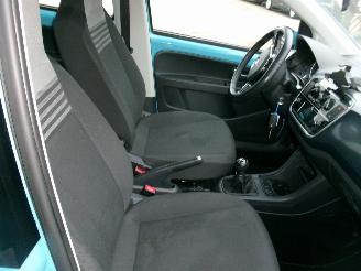 Volkswagen Up! 1.0 Move Up 5 Drs picture 20