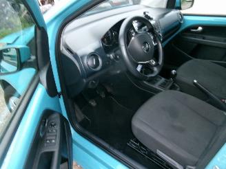 Volkswagen Up! 1.0 Move Up 5 Drs picture 17